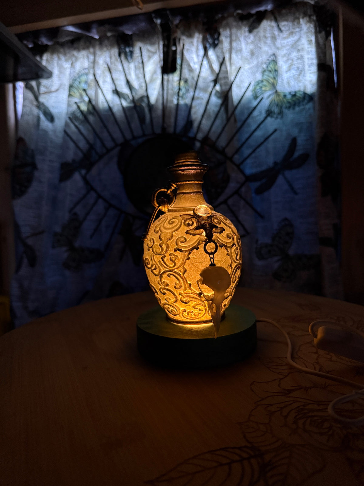 Potion Bottle Table Light w/ Bird Skulls