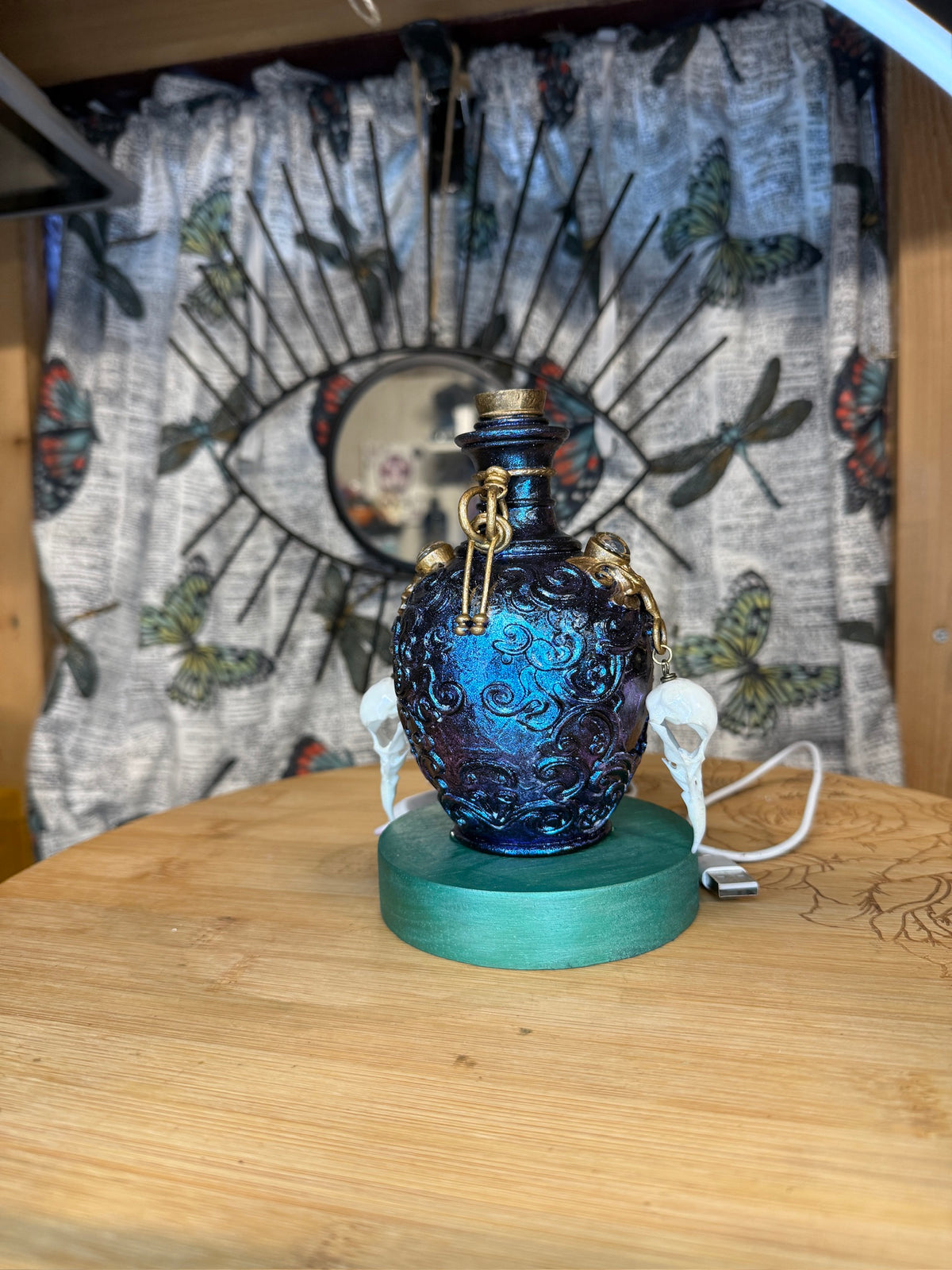 Potion Bottle Table Light w/ Bird Skulls