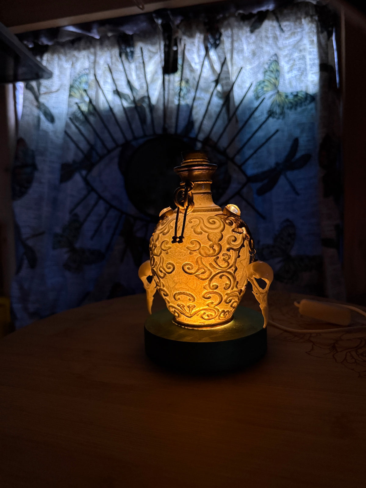 Potion Bottle Table Light w/ Bird Skulls