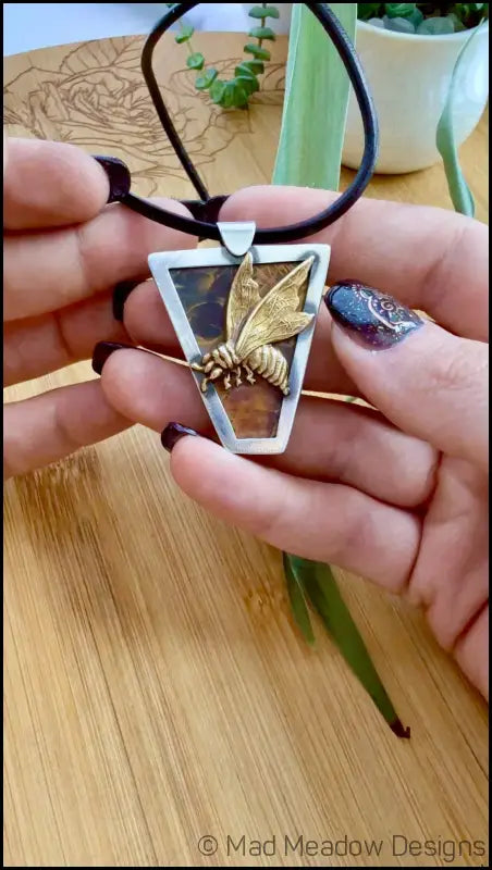 Queen Bee Sterling Silver Brass & Jasper Pendant Necklace - Jewelry