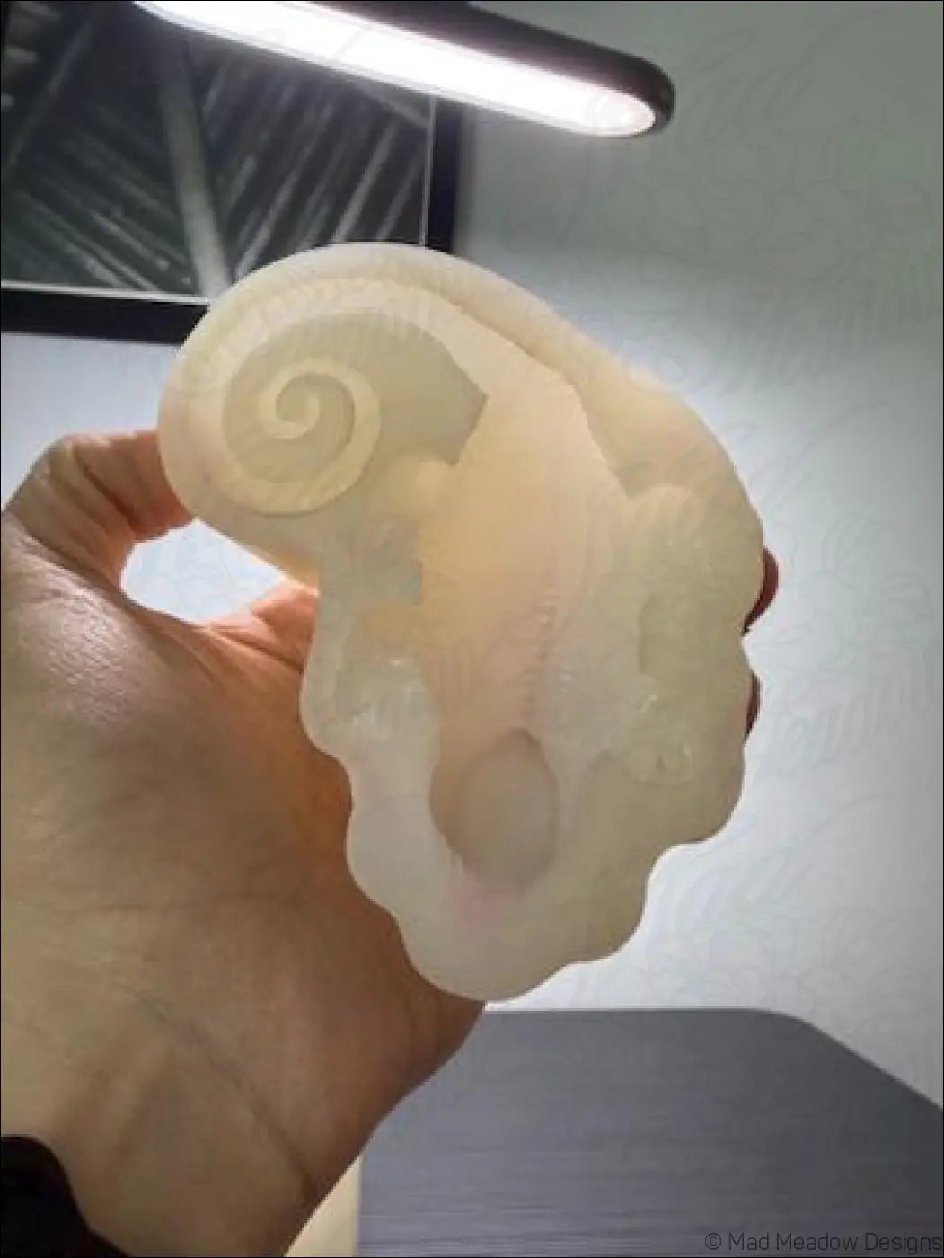 3Pcs Lizard Resin Silicone Mold Chameleon Animal Epoxy Resin Casting Palm Size