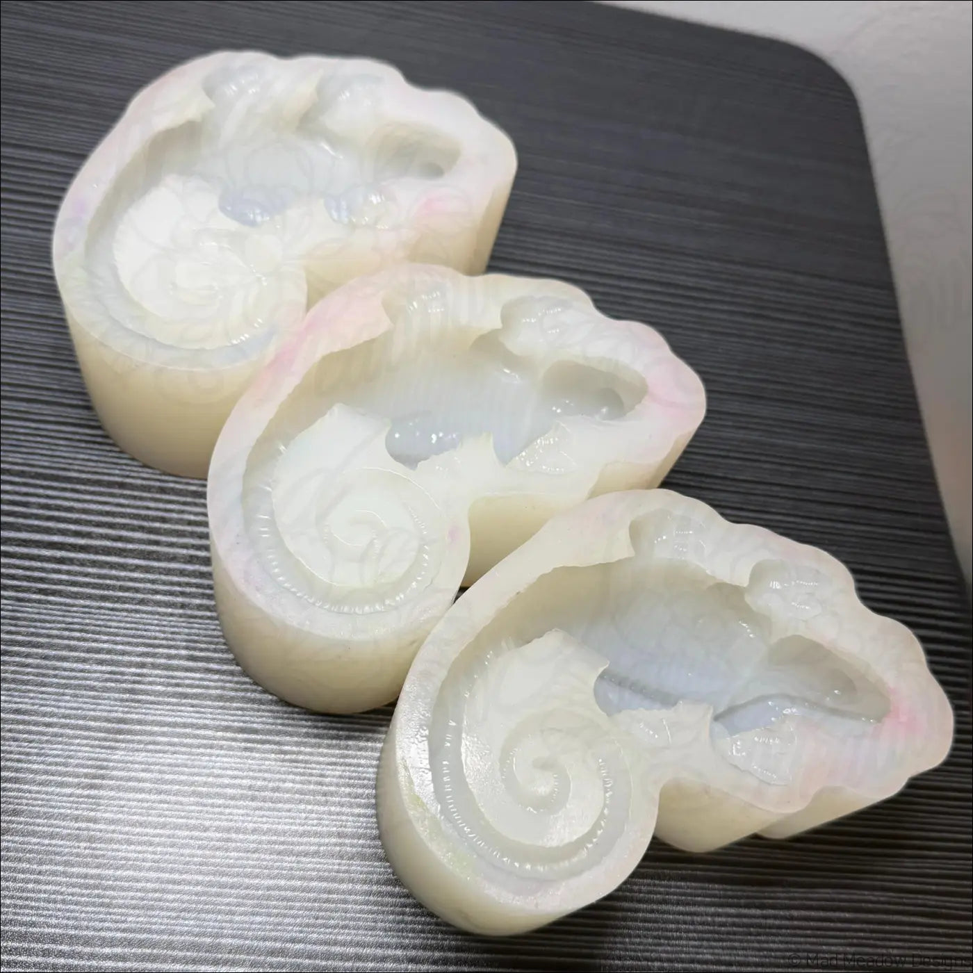 3Pcs Lizard Resin Silicone Mold Chameleon Animal Epoxy Resin Casting Palm Size