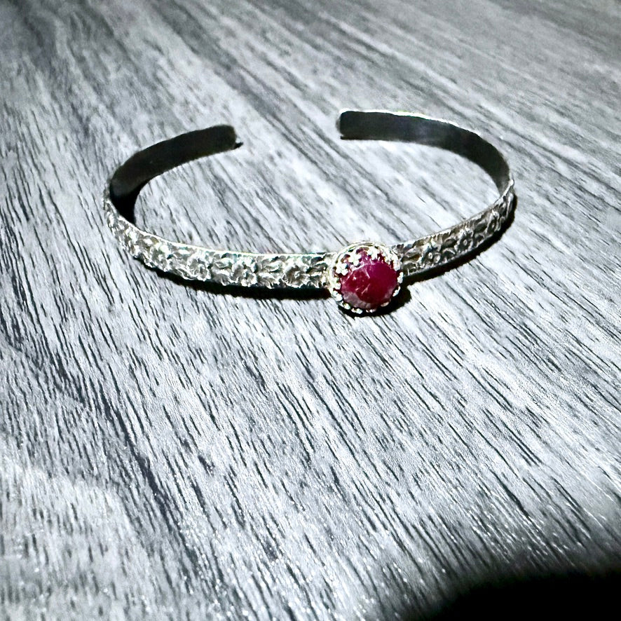 Sterling Silver Cuff Bracelet with Ruby Red Round Rose Cut Stone