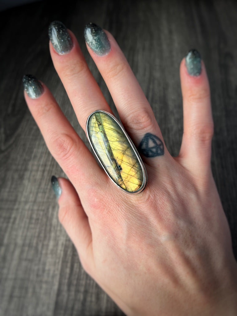 Beautiful Flashy Labradorite Large 20x50 Cabochon sterling Silver Statement Ring - Jewelry