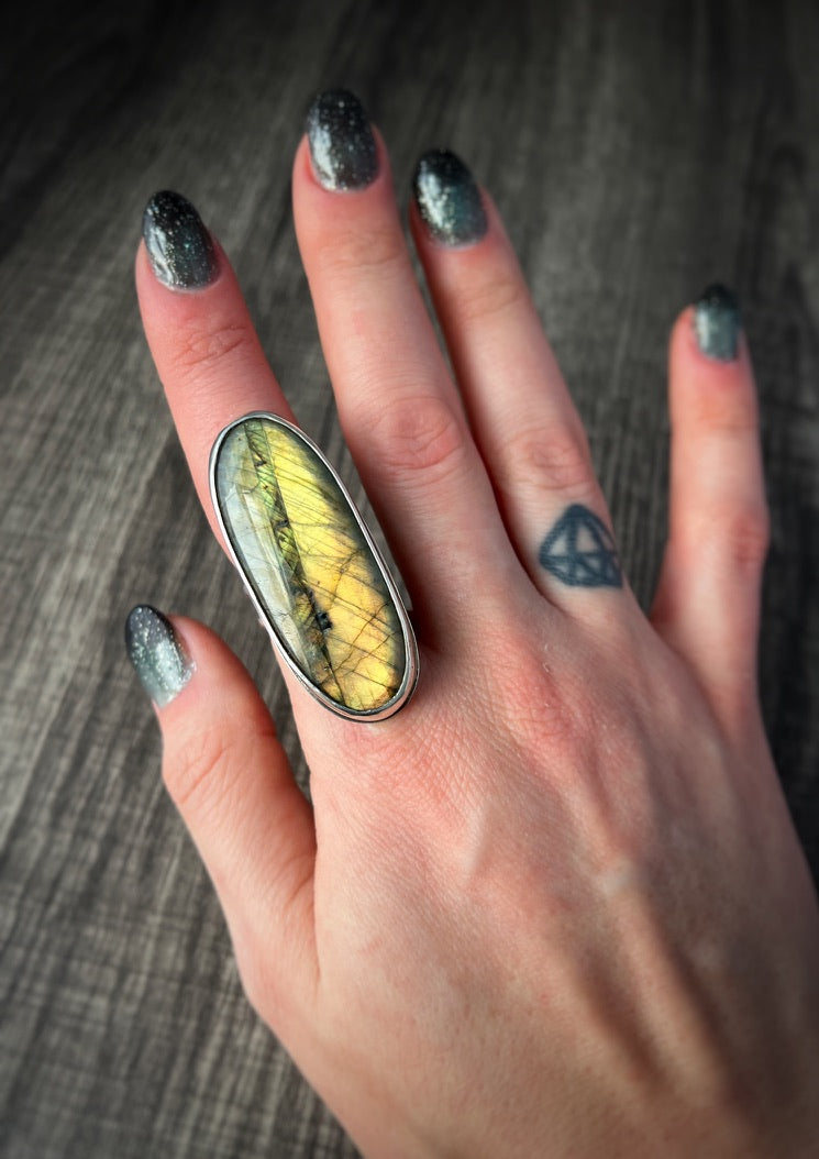 Beautiful Flashy Labradorite Large 20x50 Cabochon sterling Silver Statement Ring - Jewelry