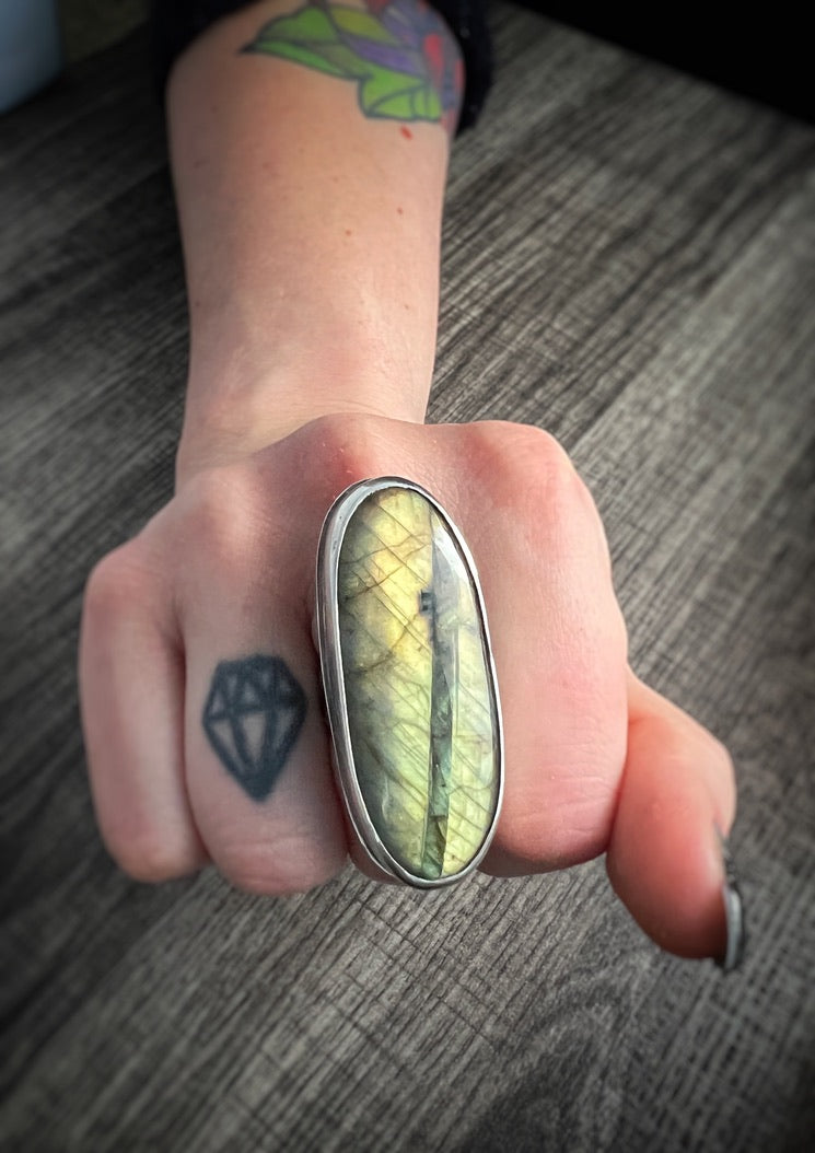 Beautiful Flashy Labradorite Large 20x50 Cabochon sterling Silver Statement Ring - Jewelry