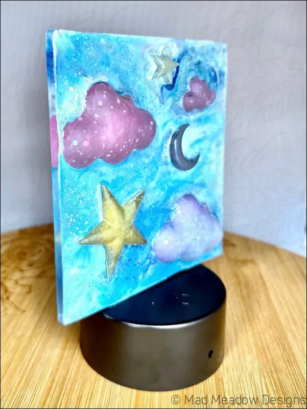 Captivating Night Sky Nightlight with Pink Clouds and Yellow Stars - Light