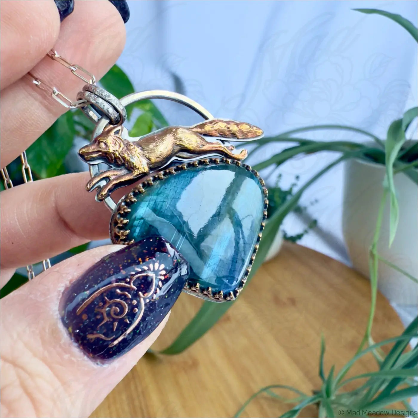 Running Fox Labradorite Sterling Silver Pendant with Brass Details on 18’’ Beveled Cable Chain - Jewelry