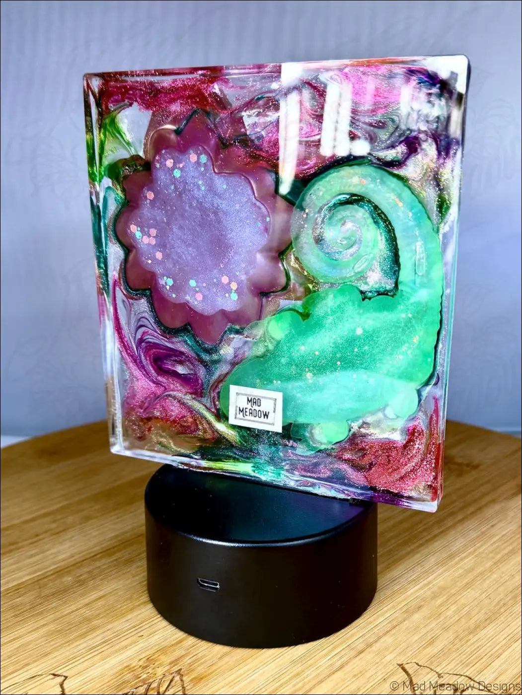 Glowing Chameleon and Vibrant Fuscia and Gold Flower RGB Color Change Night Light - Light