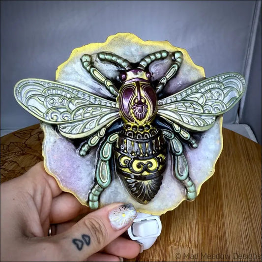 Mech Bee Night Light - Light