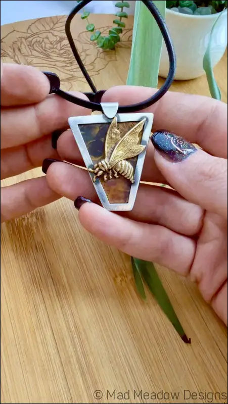 Queen Bee Sterling Silver Brass & Jasper Pendant Necklace - Jewelry