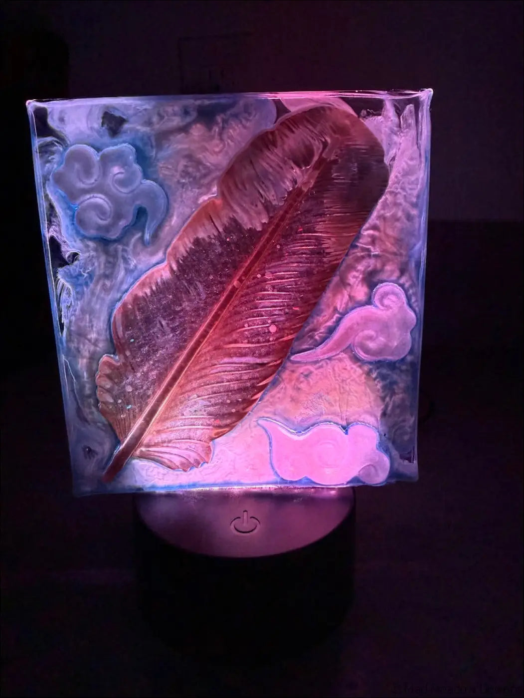 Whimsical Golden Feather Resin Lamp for a Dreamy Sanctuary - Light