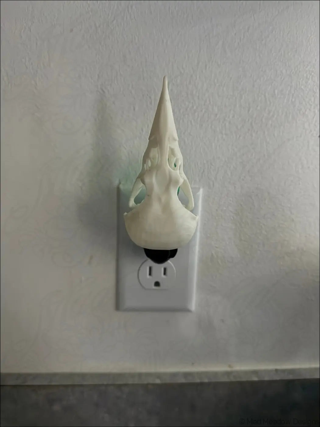 White Bird Skull Wall Night Light - Light 3DP Wall Plug